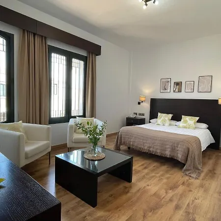 Hotel Cuatro Vientos 3*